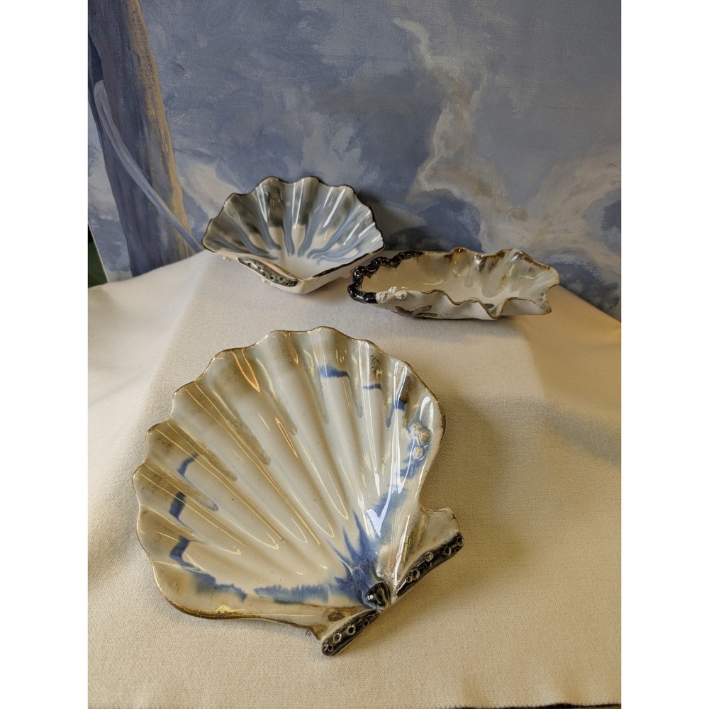 Jan Sell 3 PC Barnacle Bottom Shell Plates And Bowl